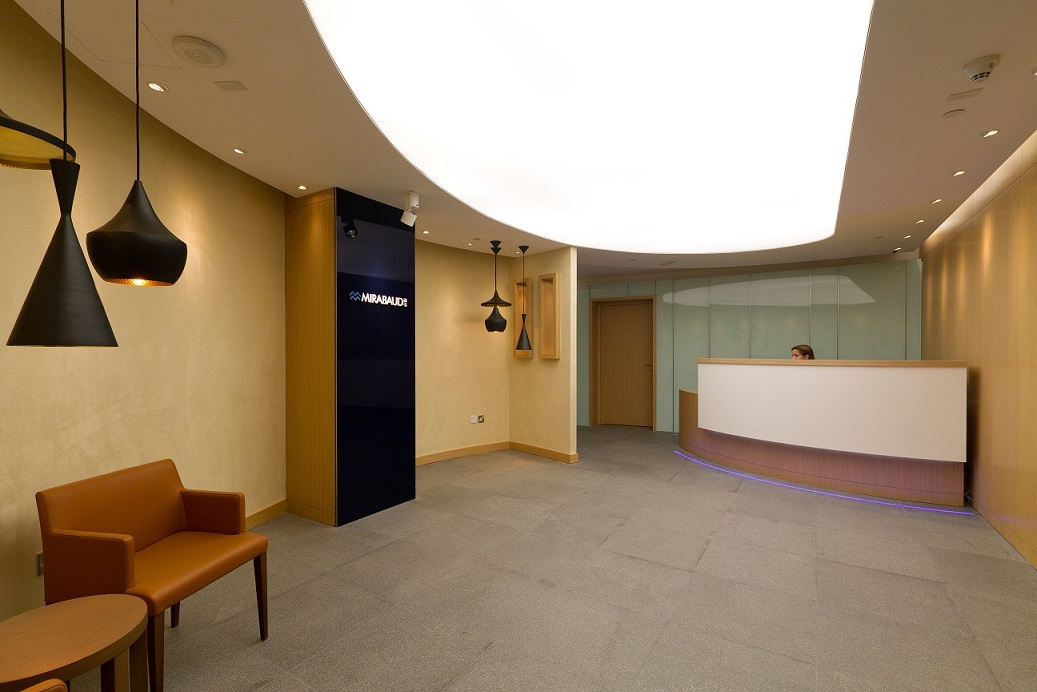 Reception fit out by IAN TECH for Mirabaud in DIFC
